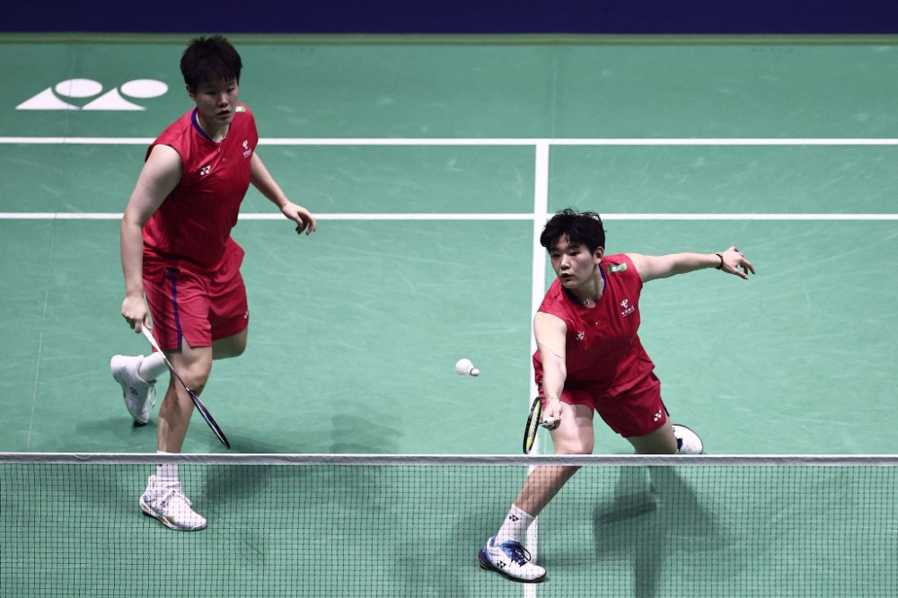 队友将球传 队友将球传